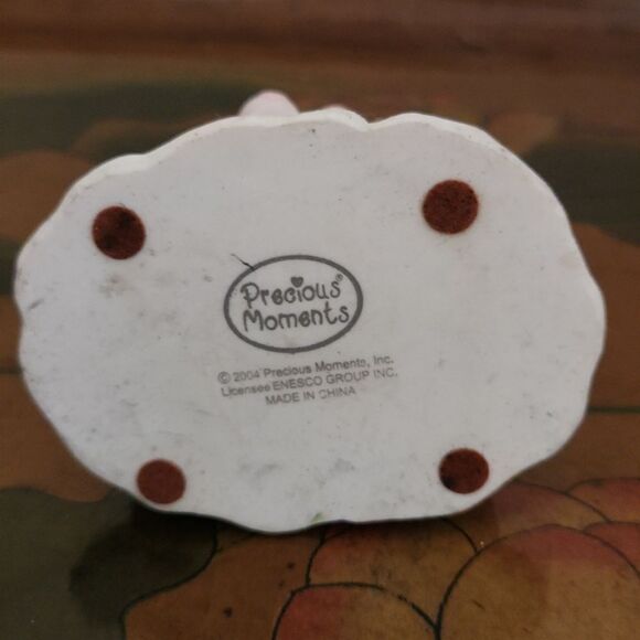 Precious Moments 2004 Snow Friends Figurine - Picture 3 of 10